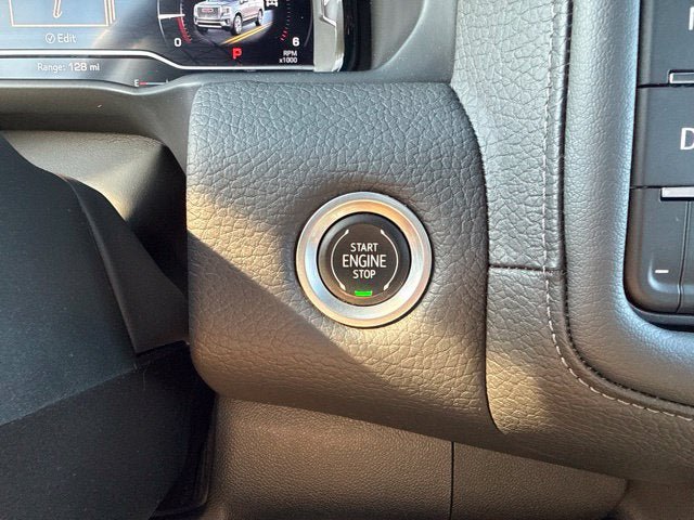 Used 2022 GMC Yukon Denali AWD/4WD image 31