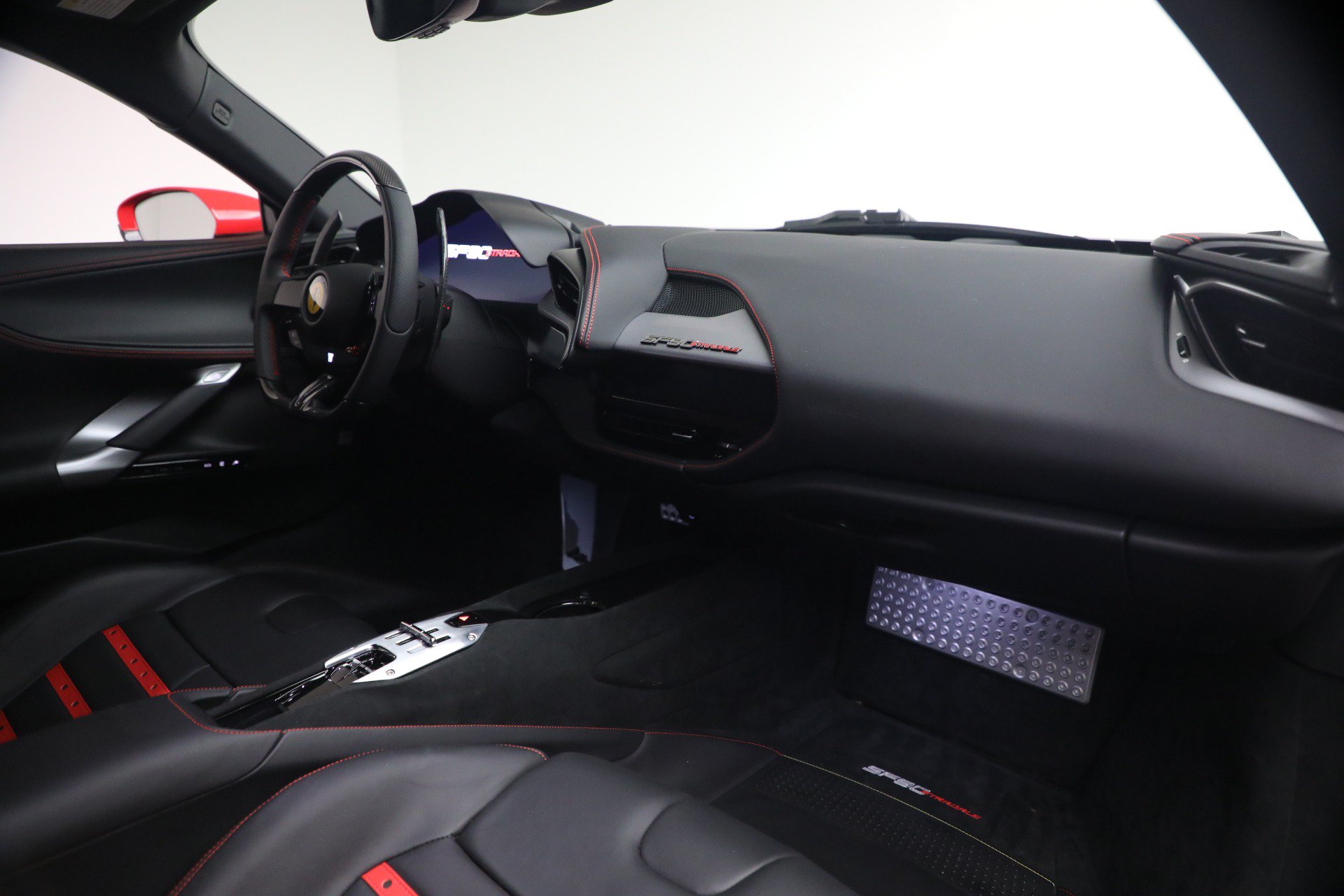 Used 2023 Ferrari SF90 Stradale AWD/4WD image 17