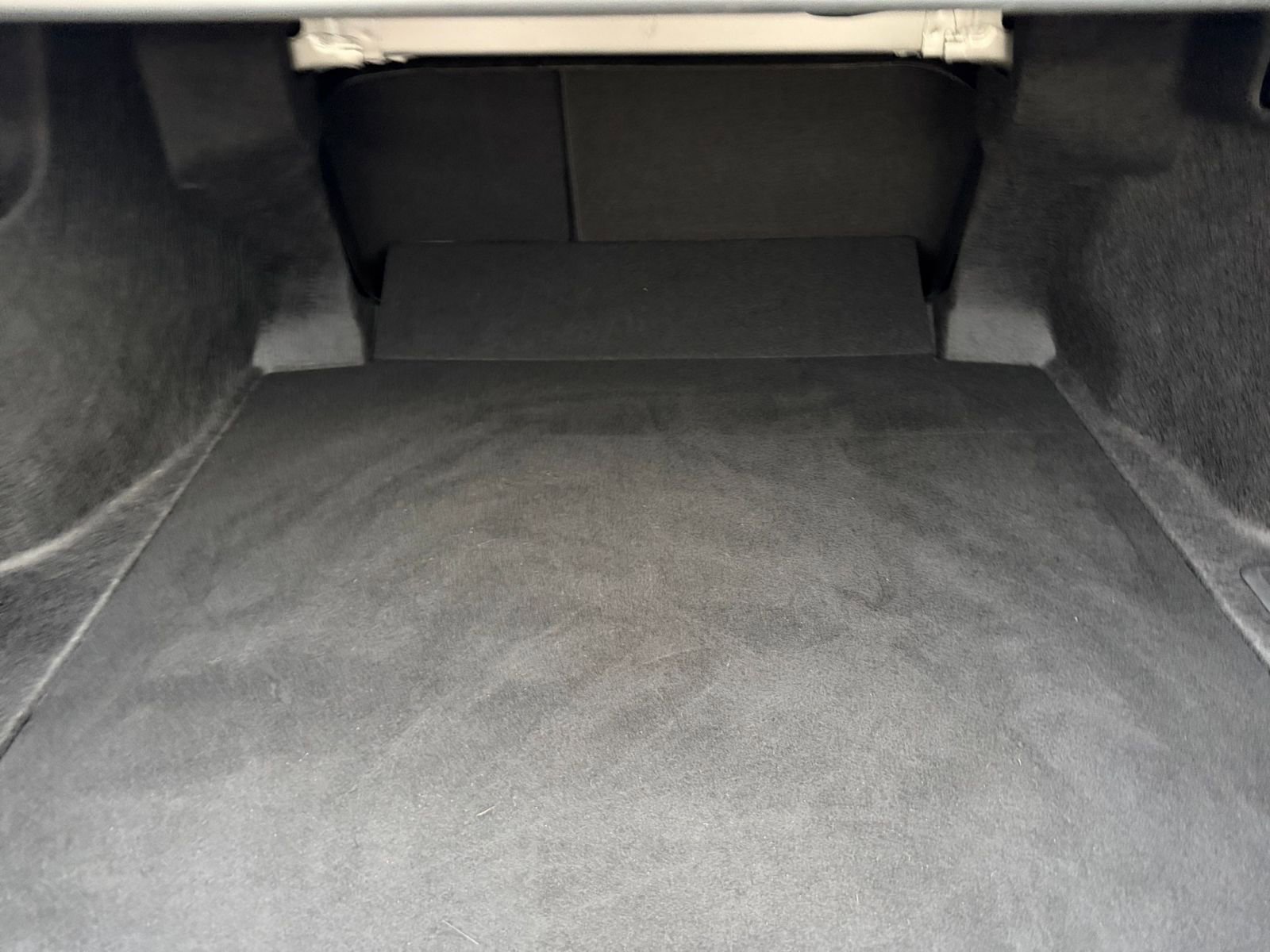 Used 2025 Toyota Camry LE image 30