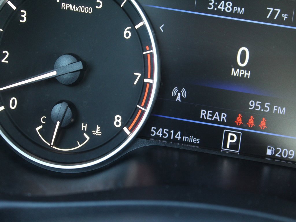 Used 2024 Nissan Altima 2.5 SV image 14