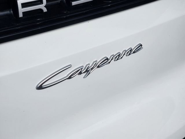 Used 2024 Porsche Cayenne image 16