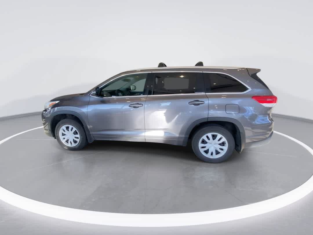 Used 2017 Toyota Highlander XLE AWD/4WD image 5