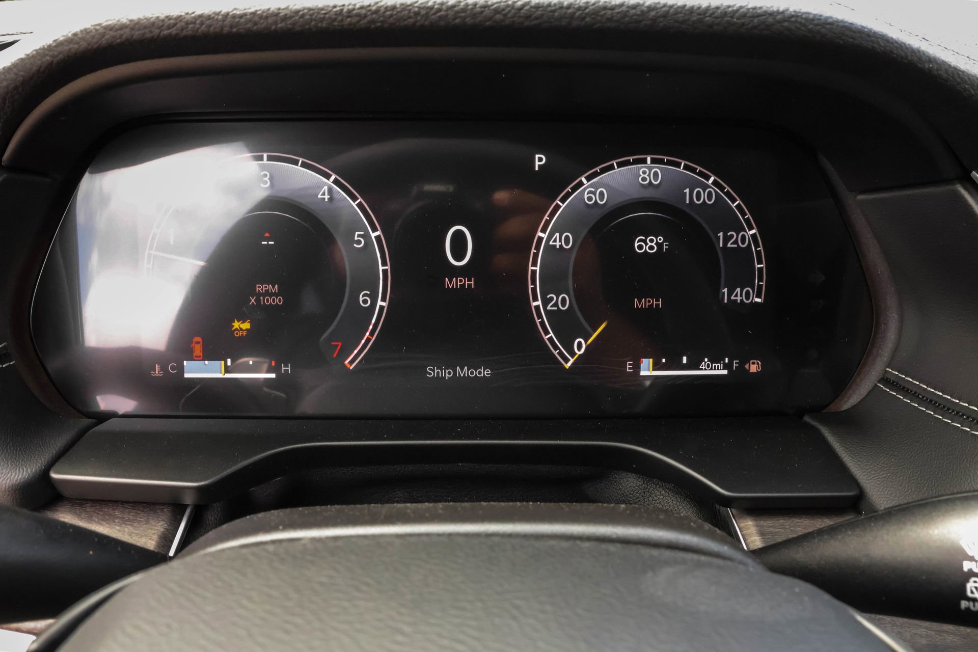 New 2025 Jeep Grand Cherokee Limited w/ Luxury Tech Group II image 23