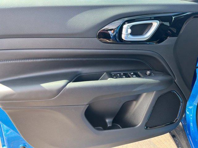 New 2026 Jeep Compass Latitude AWD/4WD image 10