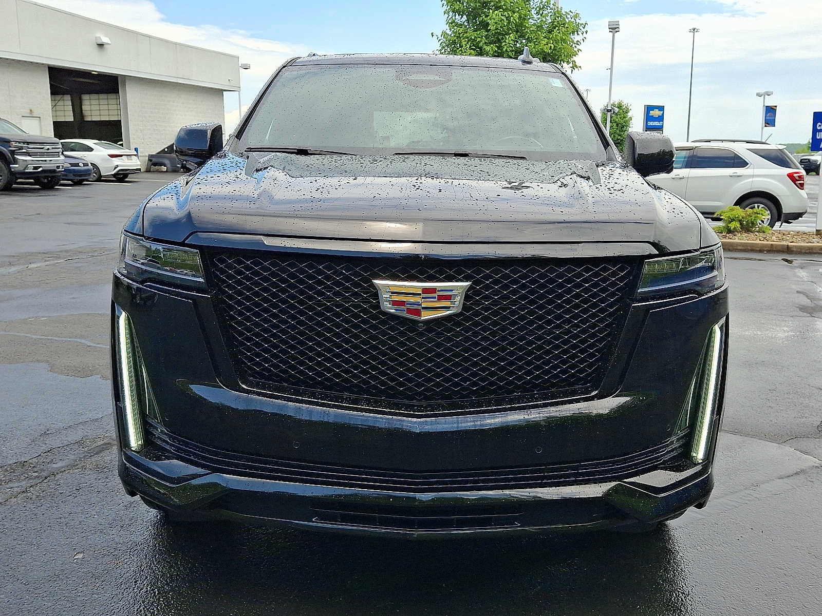 Used 2023 Cadillac Escalade Sport AWD/4WD image 3