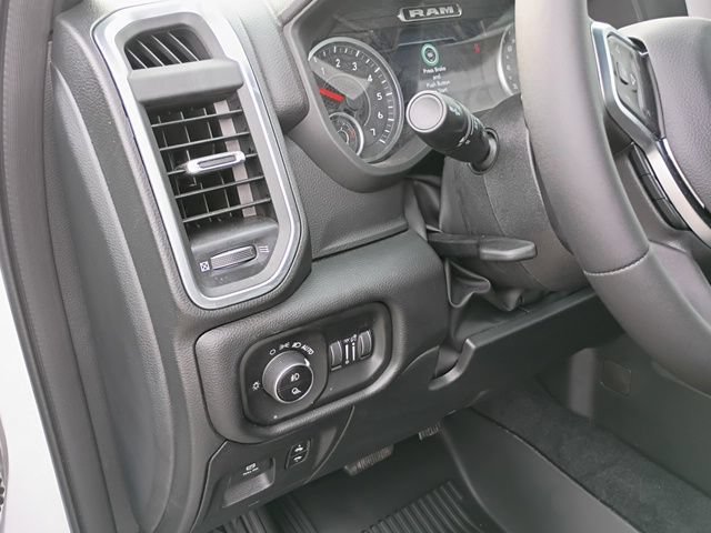 New 2026 RAM 1500 Big Horn AWD/4WD image 17