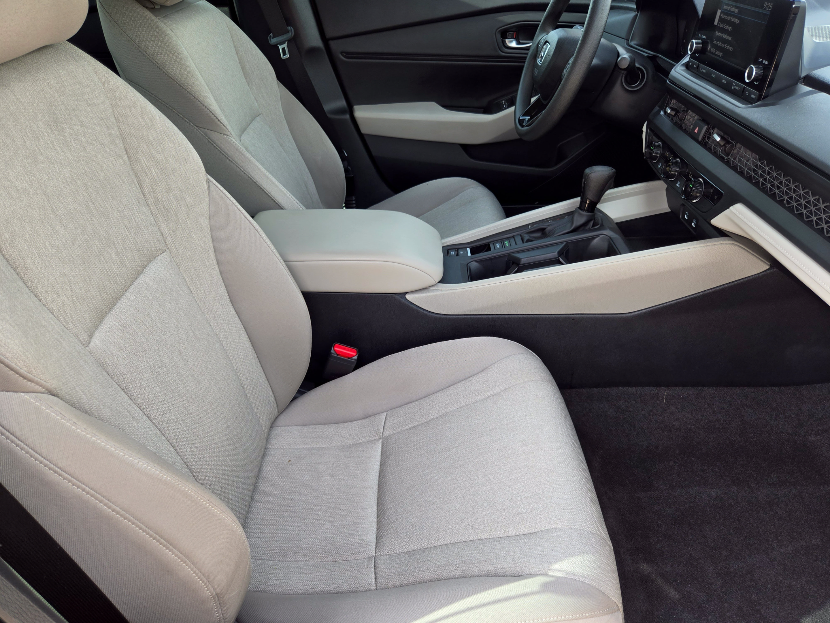 Certified 2025 Honda Accord SE image 10