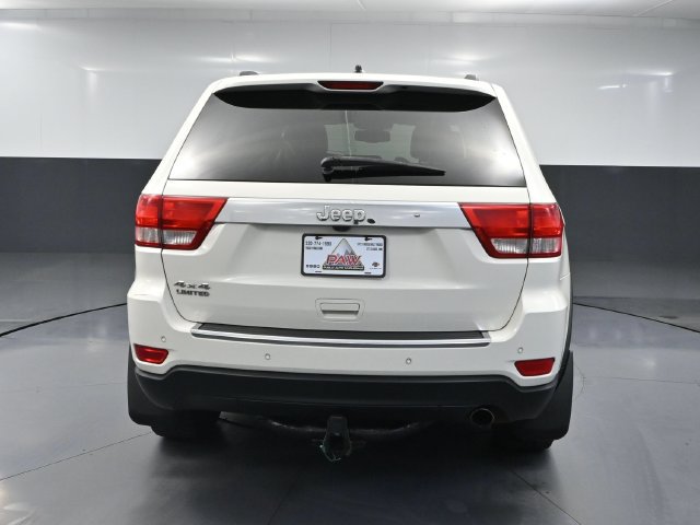 Used 2011 Jeep Grand Cherokee Limited AWD/4WD image 4