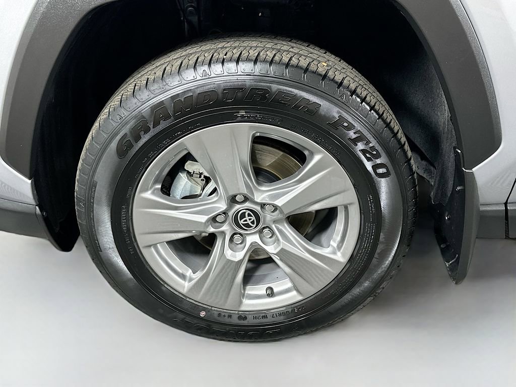 Certified 2025 Toyota RAV4 XLE image 30
