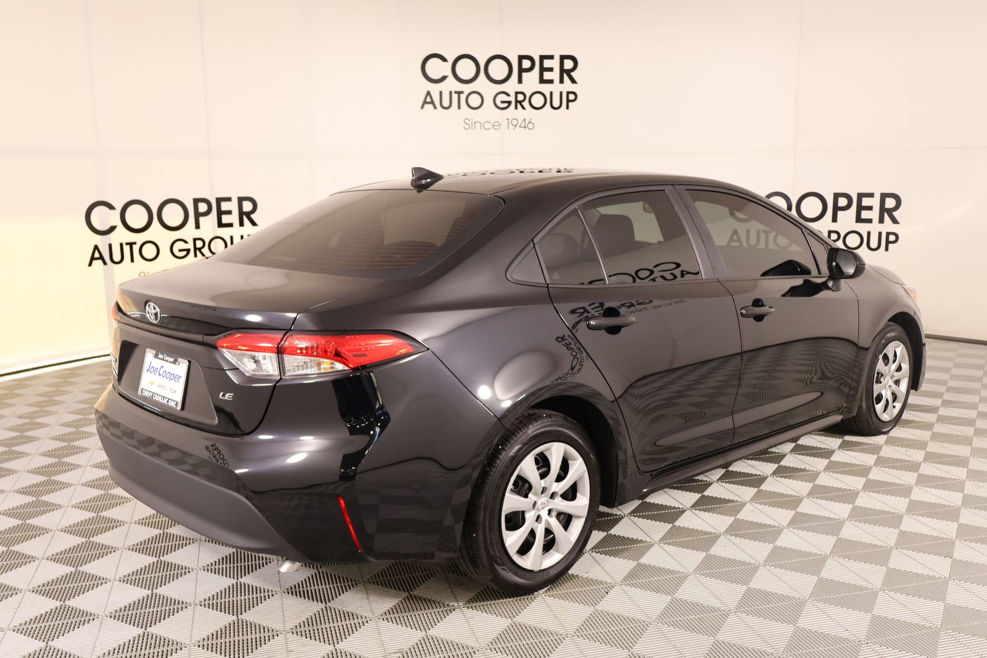 Used 2026 Toyota Corolla LE FWD image 19