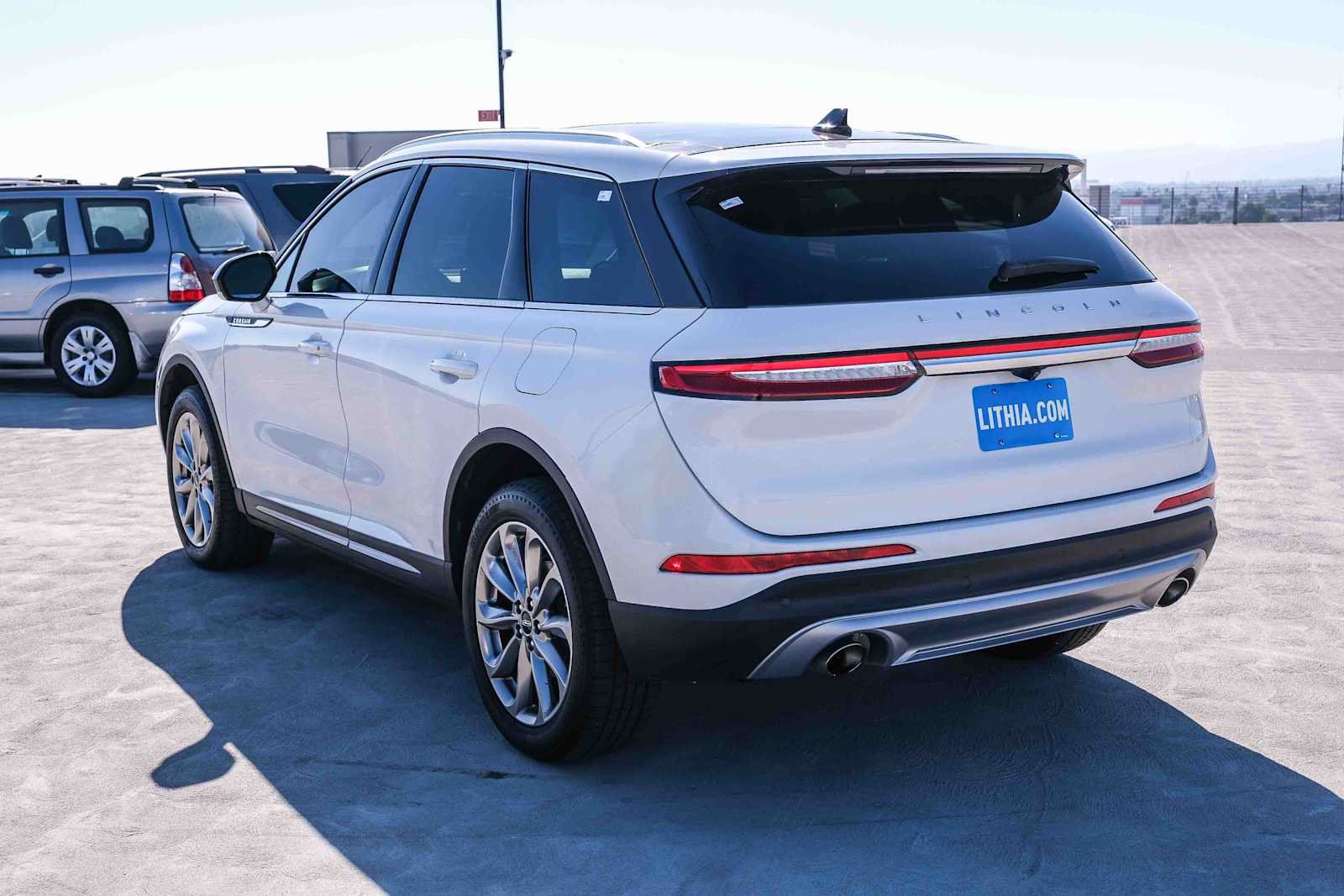 Used 2021 Lincoln Corsair FWD w/ Premium Package image 6