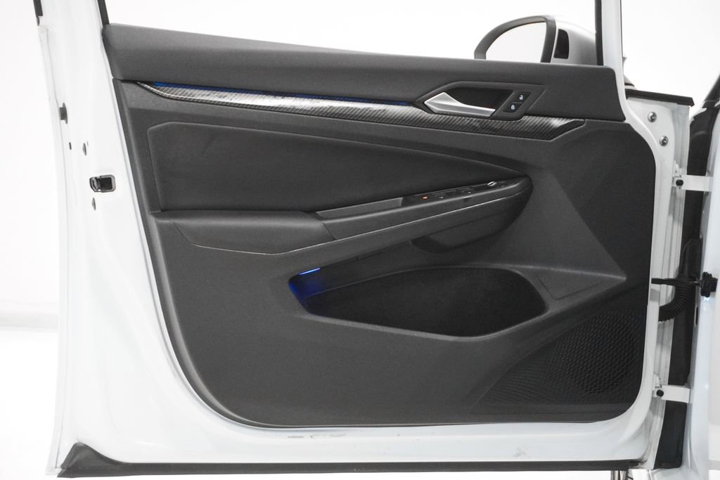 Used 2024 Volkswagen Golf R image 15