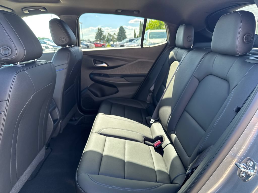 New 2026 Buick Envista Sport Touring w/ Convenience I Package FWD image 31