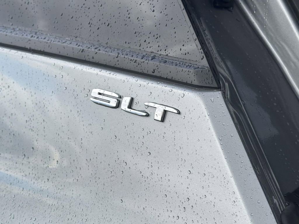 Certified 2023 GMC Terrain SLT image 13