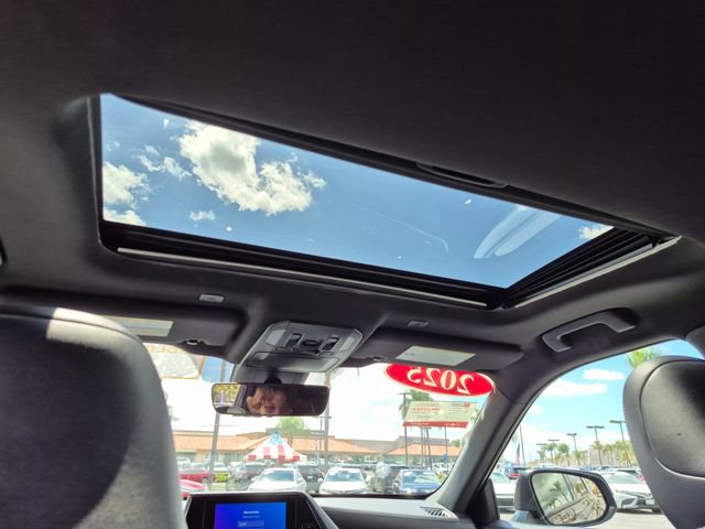 Used 2025 Toyota Highlander XSE image 19