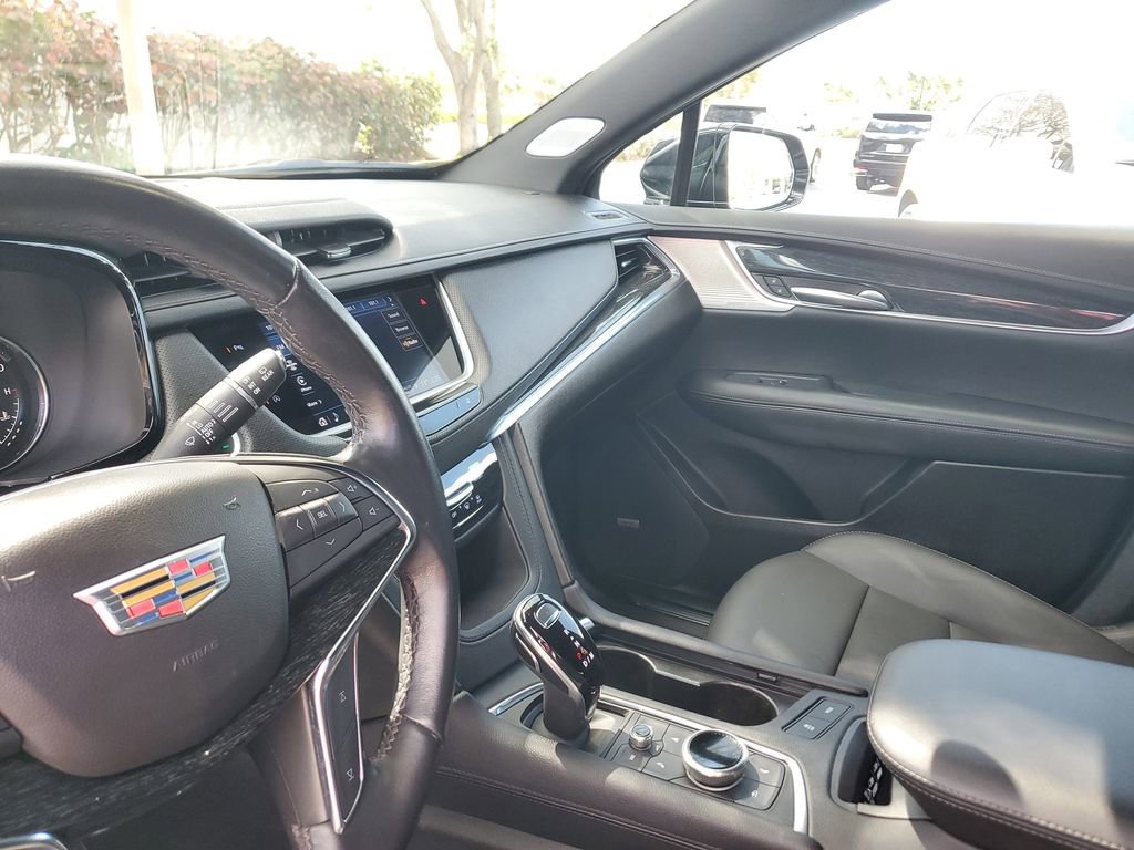 Used 2022 Cadillac XT5 Premium Luxury w/ LPO, Premium Carpet Package image 22
