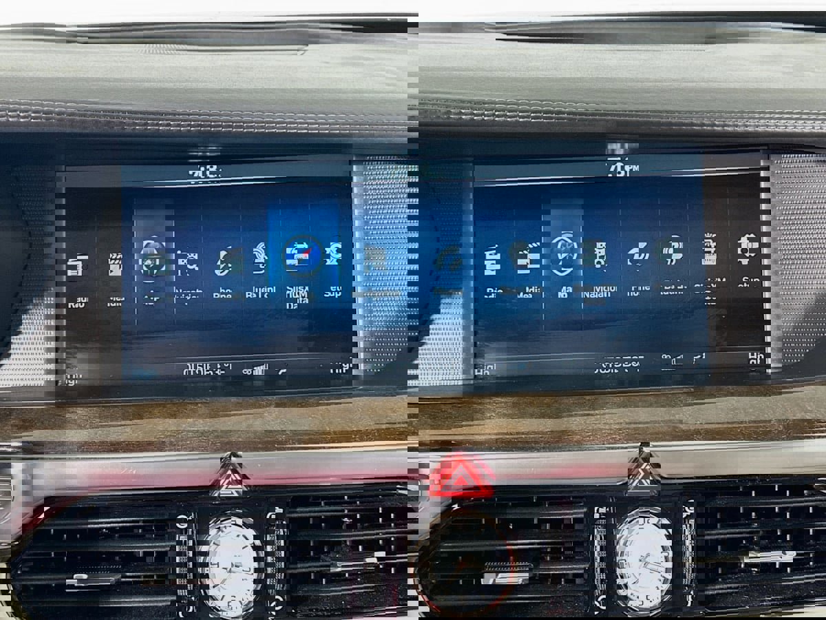 Used 2017 Genesis G90 5.0 Ultimate image 15