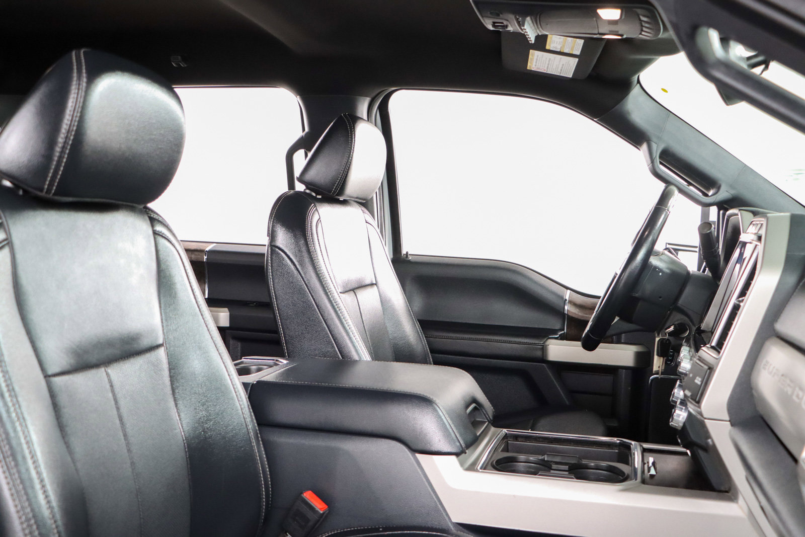 Used 2022 Ford F250 Lariat image 28