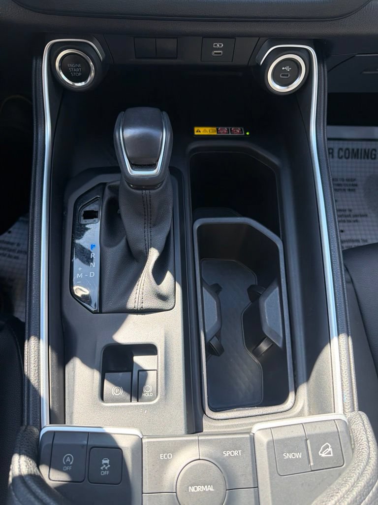 Used 2025 Toyota Grand Highlander AWD image 33
