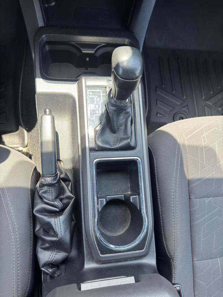 Used 2019 Toyota Tacoma TRD Sport AWD/4WD image 10