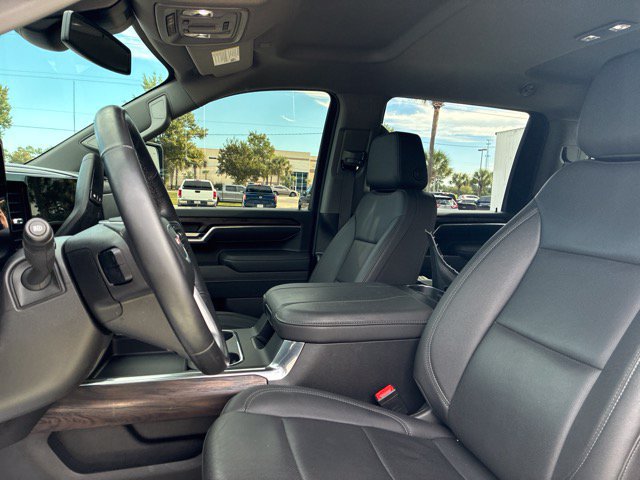 Used 2025 GMC Sierra 2500 SLT w/ SLT Premium Package AWD/4WD image 22