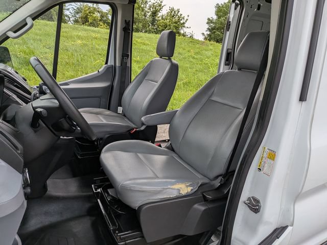 Used 2018 Ford Transit 250 130 Medium Roof RWD image 13