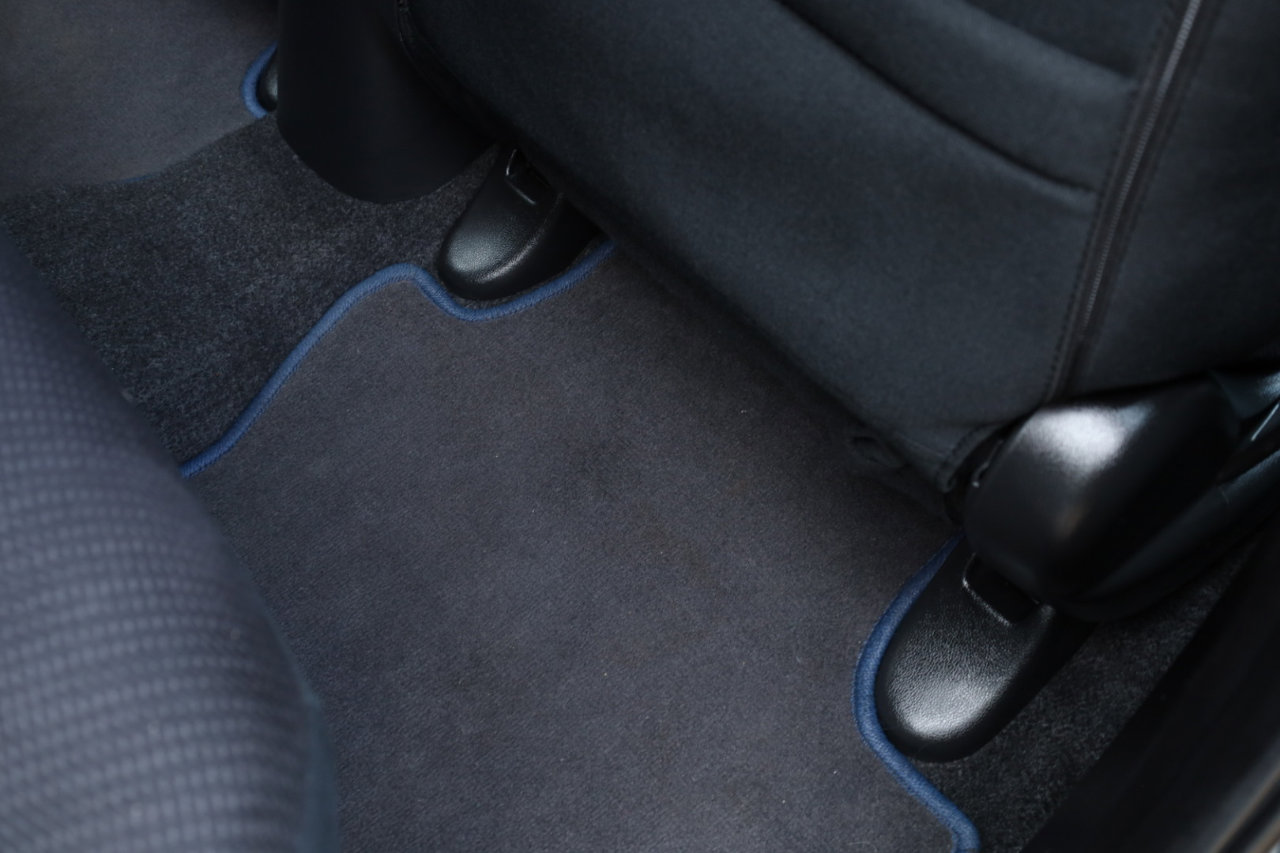 Used 2013 Honda Fit Sport image 27