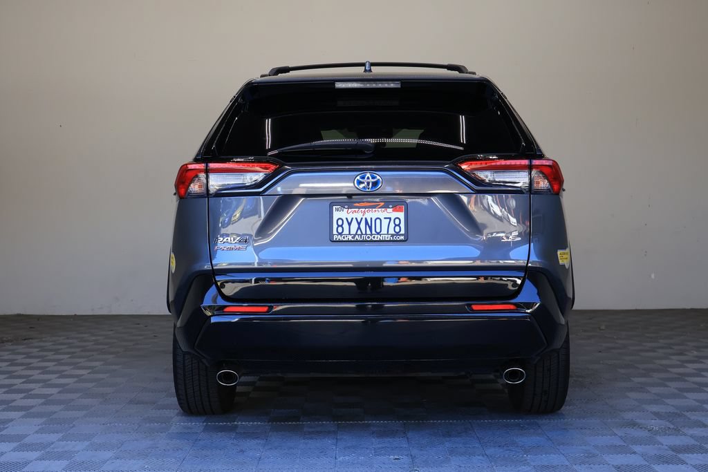 Used 2021 Toyota RAV4 SE w/ Weather & Moonroof Package AWD/4WD image 12