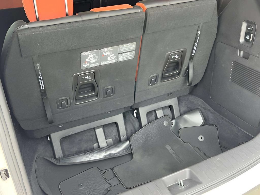 Used 2023 Kia Carnival SX Prestige FWD image 17