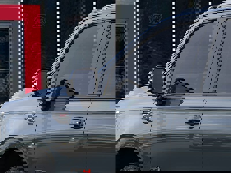 New 2026 GMC Yukon XL AT4 AWD/4WD image 36