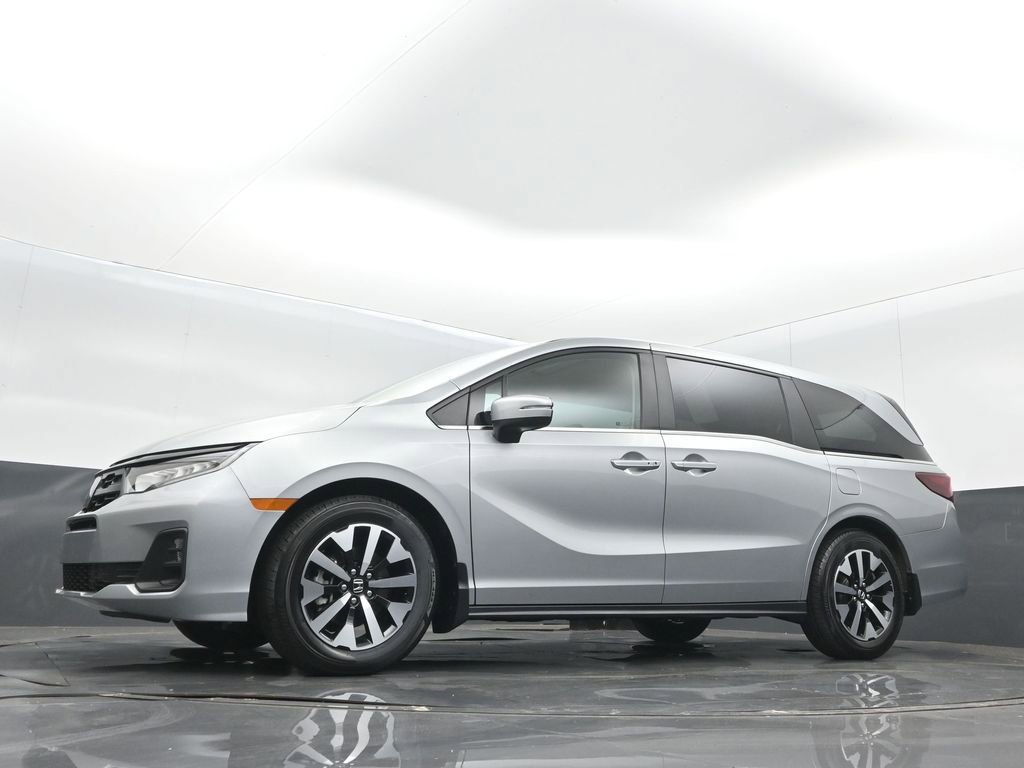 Certified 2025 Honda Odyssey EX-L image 11