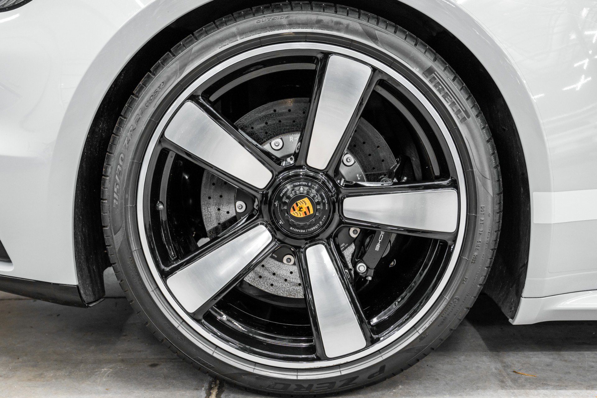 Used 2023 Porsche 911 Sport Classic image 42