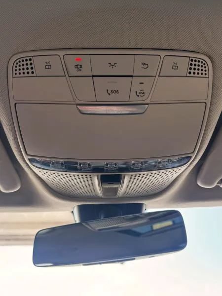 Used 2021 Mercedes-Benz C 300 Sedan image 34