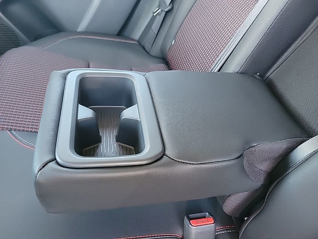 New 2026 Nissan Kicks SR w/ Cold Weather Package image 34