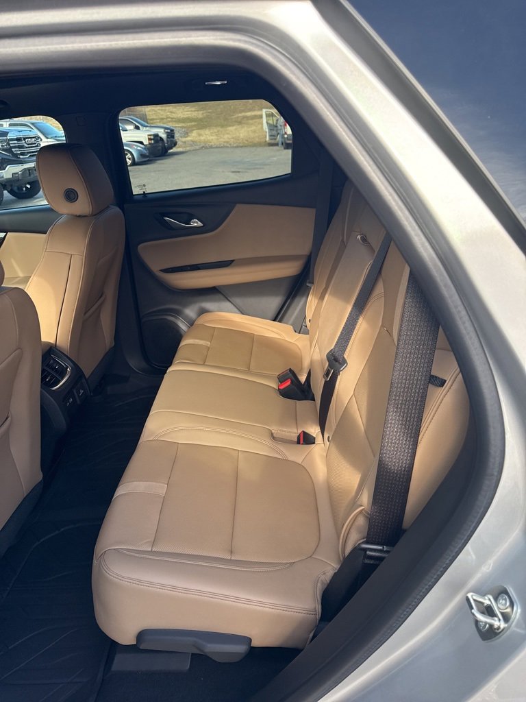 Used 2019 Chevrolet Blazer Premier w/ Sun and Wheels Package image 13