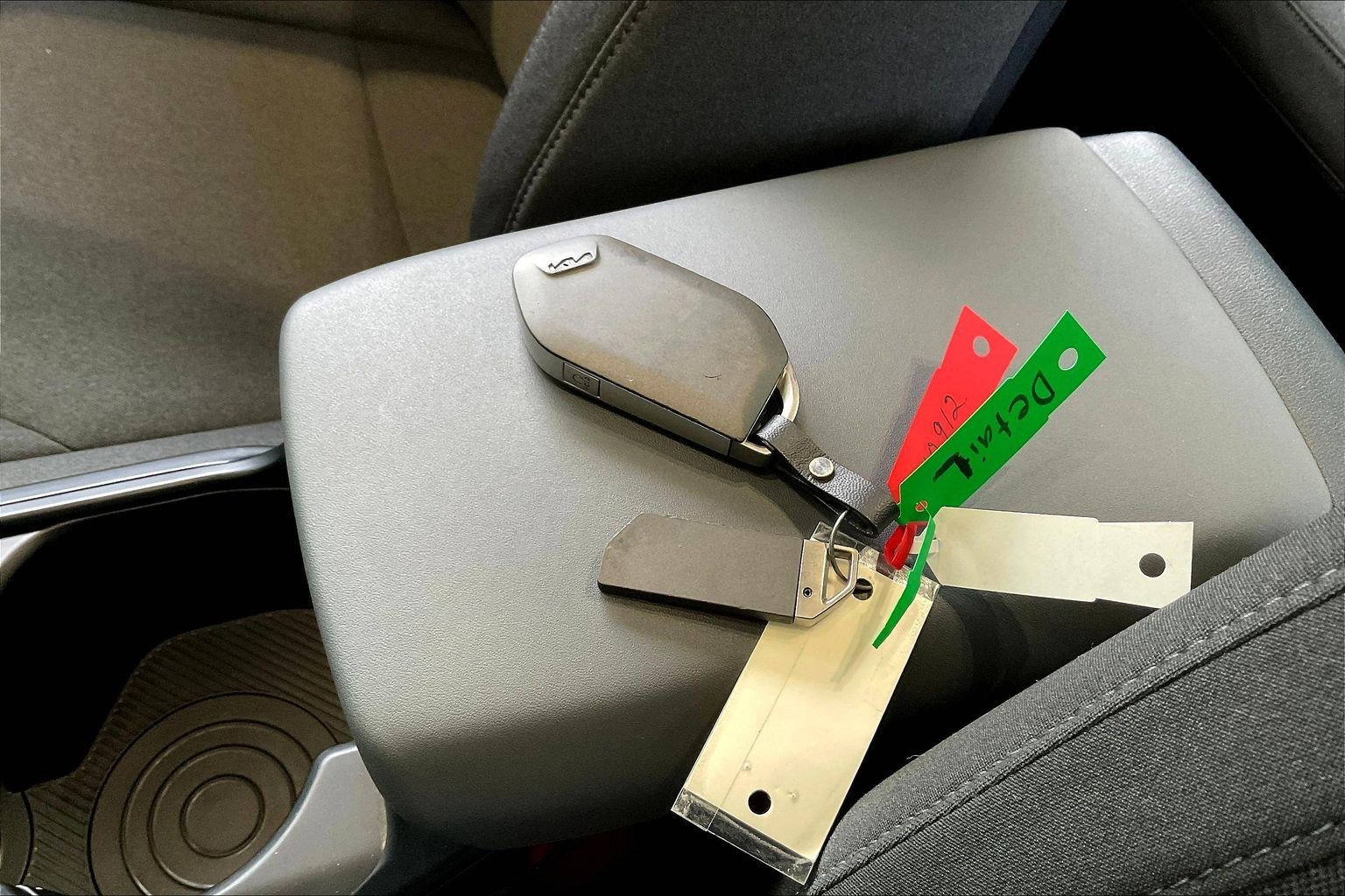 Used 2025 Kia K4 LXS image 33