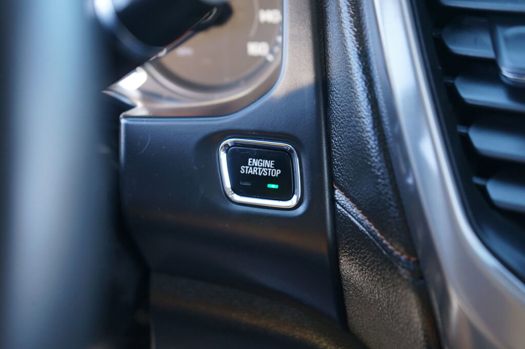 Used 2023 GMC Acadia AT4 w/ Preferred Package AWD/4WD image 20