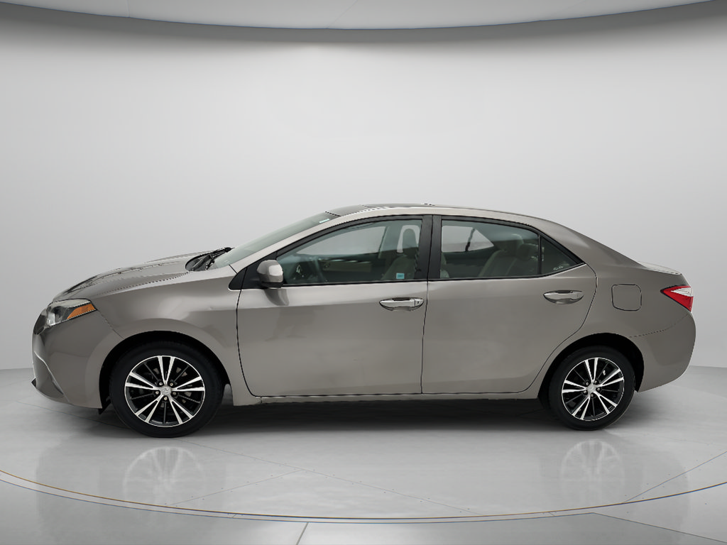 Used 2016 Toyota Corolla LE FWD image 7
