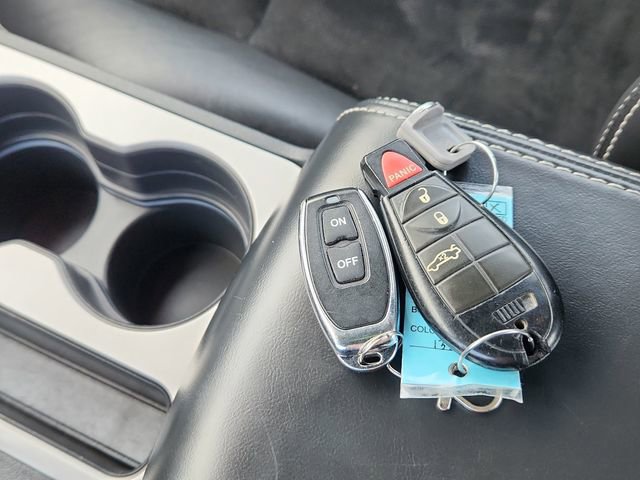 Used 2012 Dodge Challenger SRT8 w/ Premium Sound Group image 47