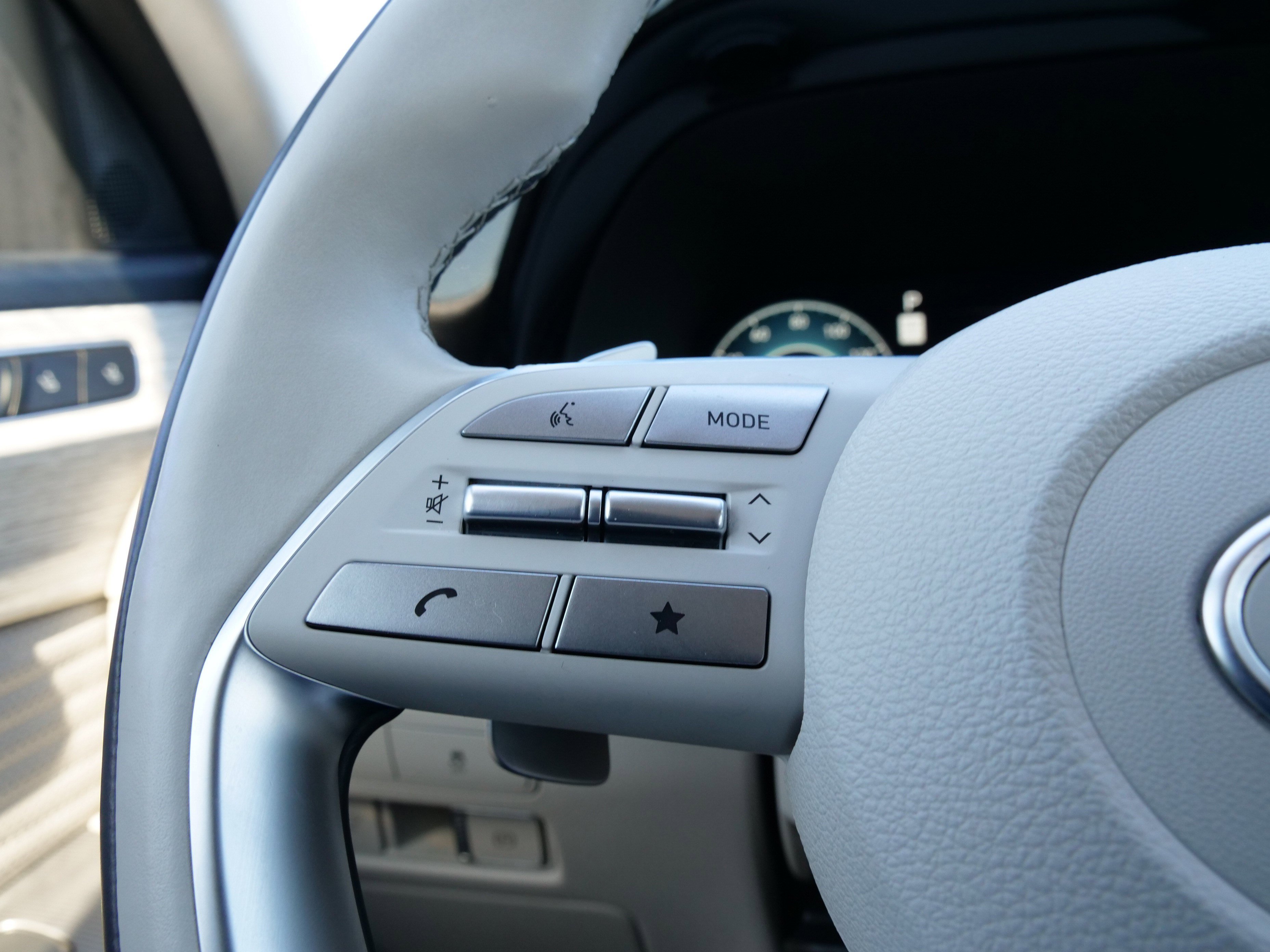 Used 2023 Hyundai Palisade Calligraphy image 23