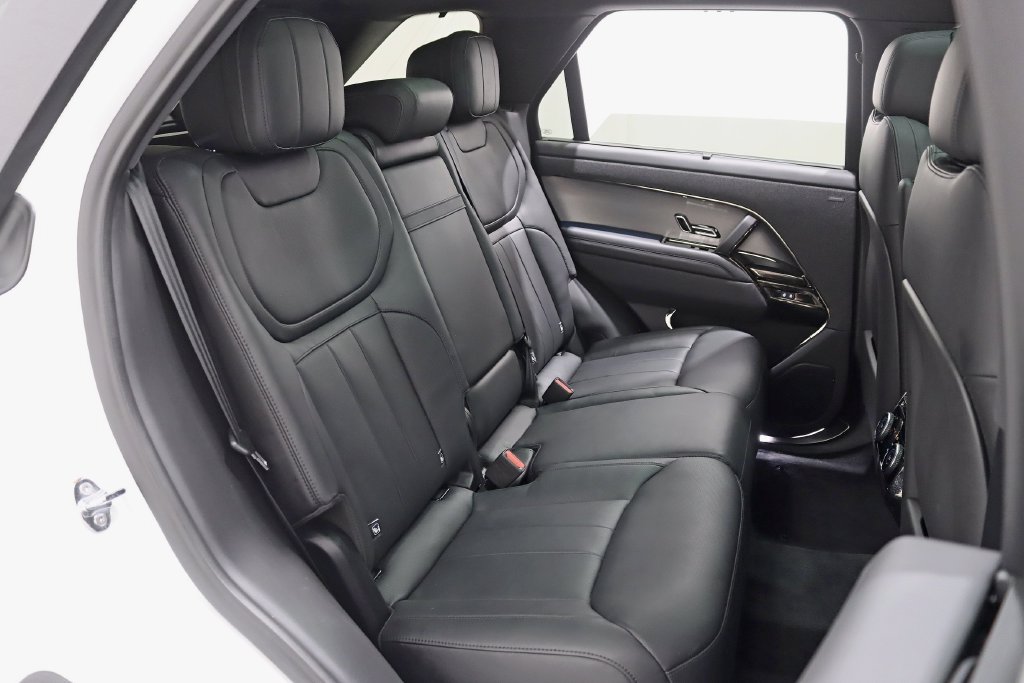 Used 2025 Land Rover Range Rover Sport Dynamic SE AWD/4WD image 31