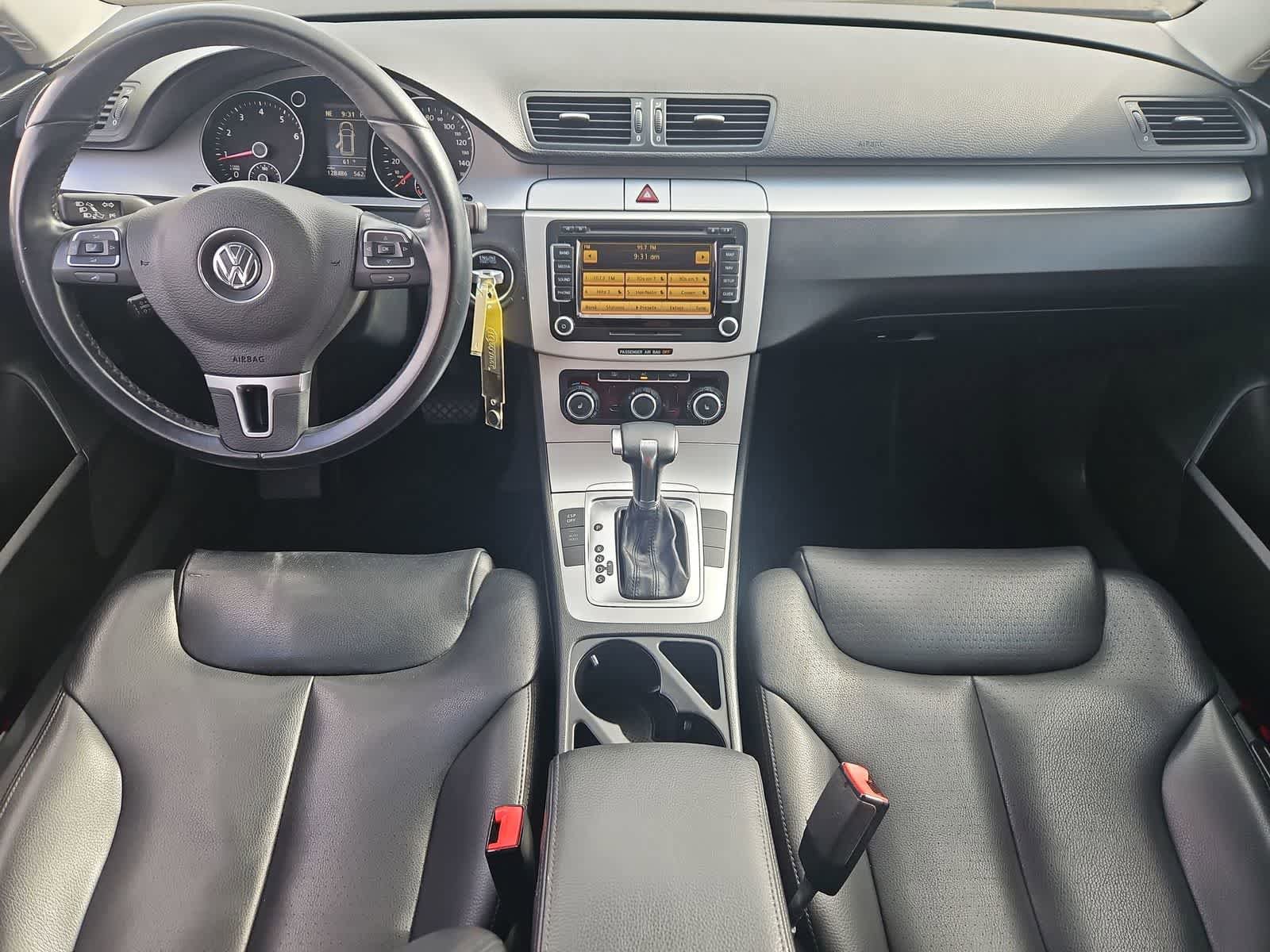 Used 2010 Volkswagen Passat Komfort FWD image 15