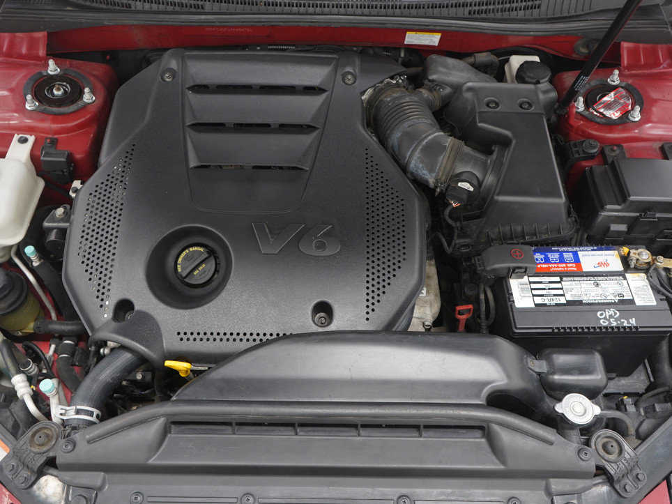 Used 2010 Hyundai Azera Limited image 28