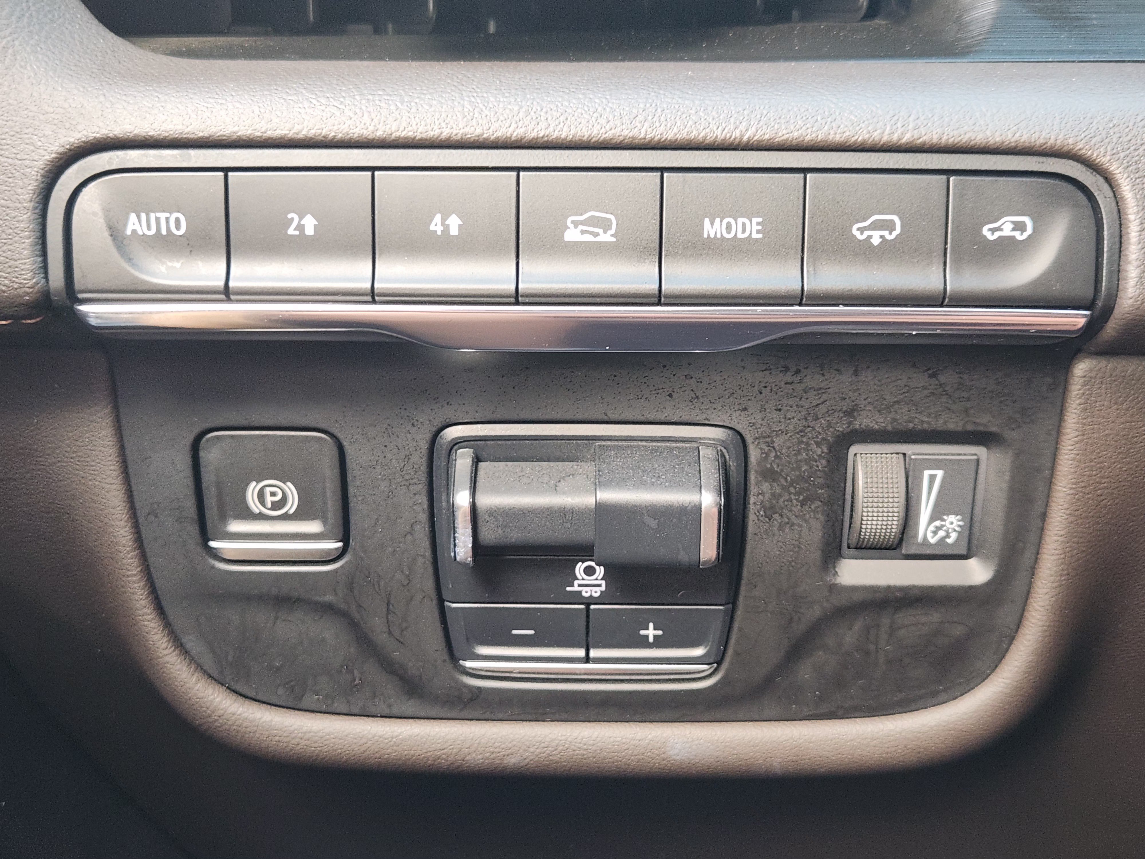 Used 2021 Cadillac Escalade Sport w/ Driver Assist Tech Package AWD/4WD image 23