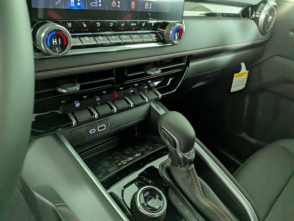 New 2026 Chevrolet Colorado Z71 w/ Technology Package AWD/4WD image 22