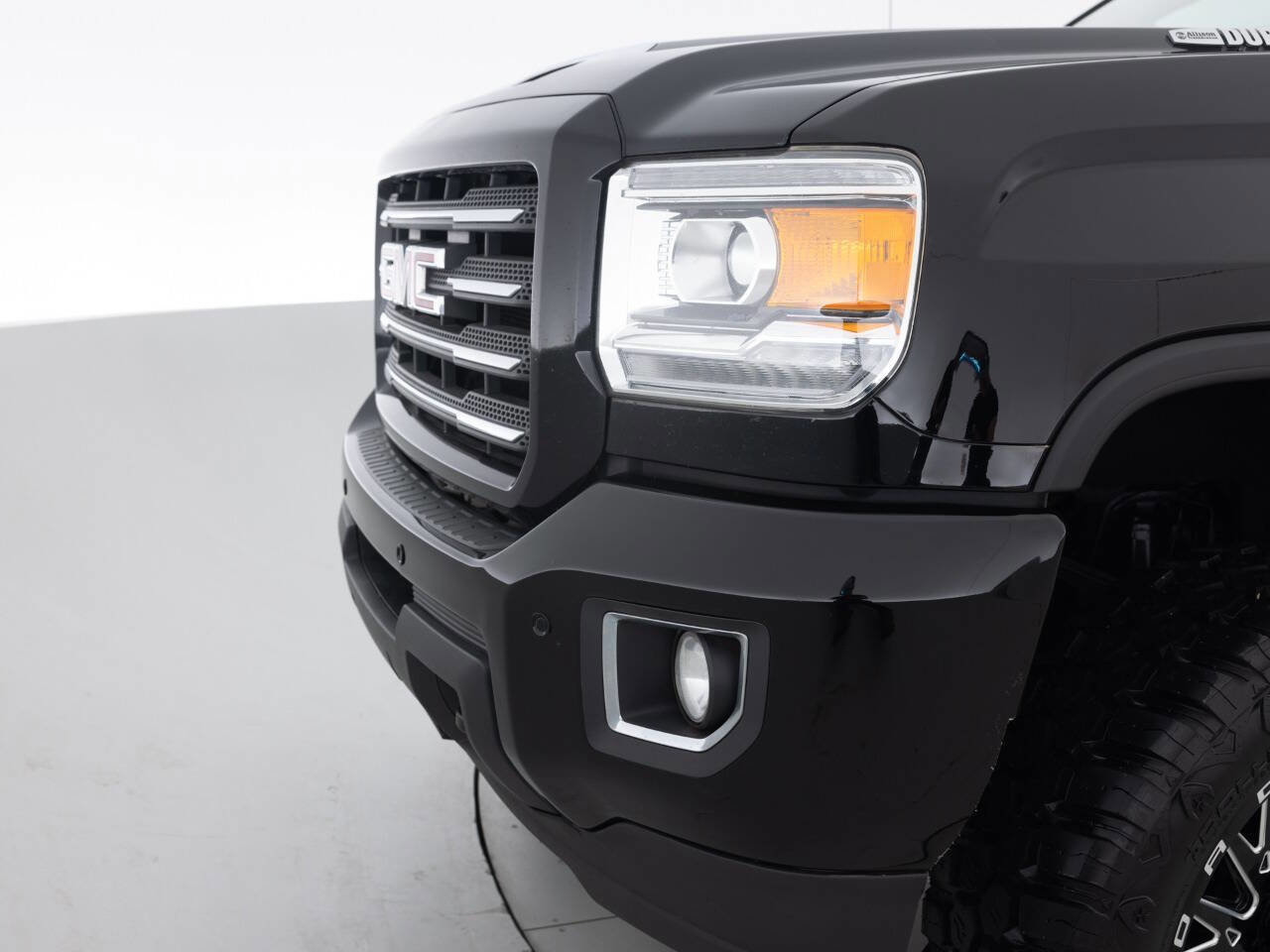 Used 2018 GMC Sierra 2500 SLT image 15