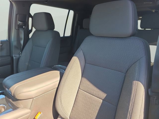New 2026 Chevrolet Suburban LS RWD image 18