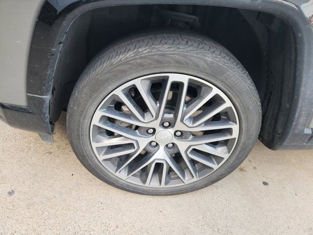 Used 2023 Jeep Compass Limited w/ Elite Group image 8