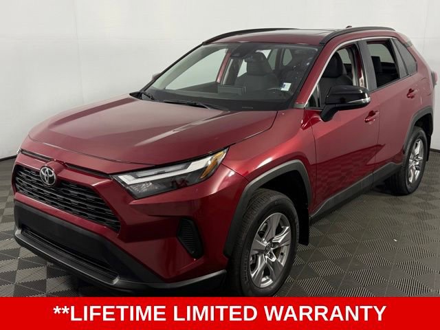 Used 2025 Toyota RAV4 XLE w/ Convenience Package image 3