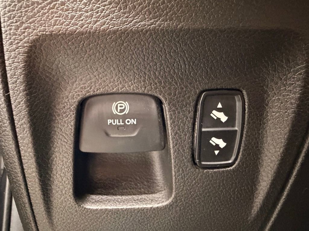 Used 2019 RAM 1500 Big Horn image 27